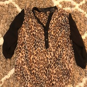 Animal print 3/4 top